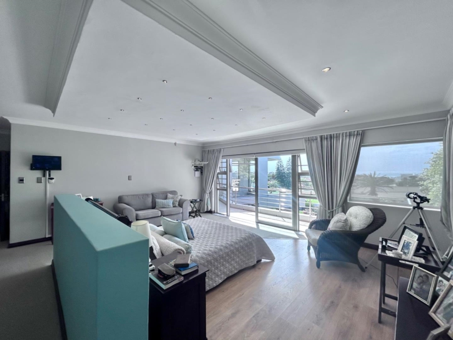 4 Bedroom Property for Sale in Jeffreys Bay Central Eastern Cape